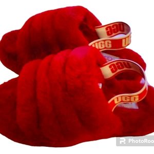 Red size 3Y UGG Sandal